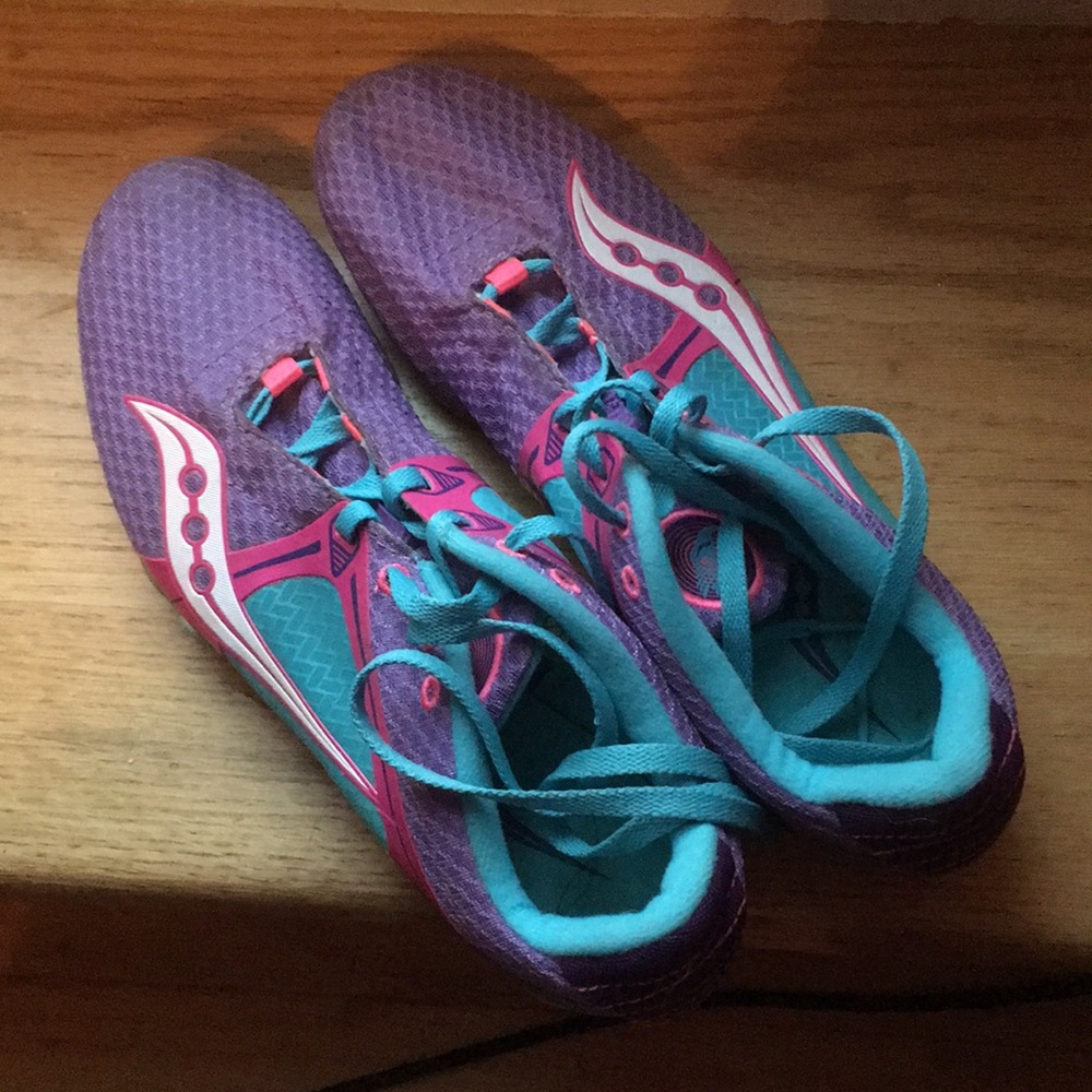 Spikes track running shoes